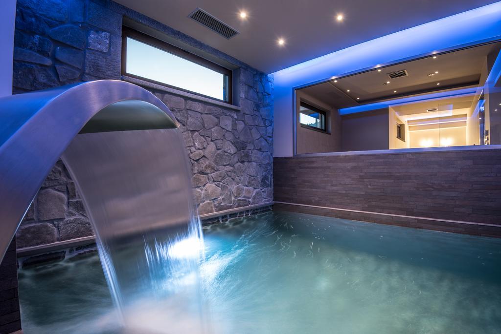The View Village - Villas Suites & Spa Karpenísion Extérieur photo